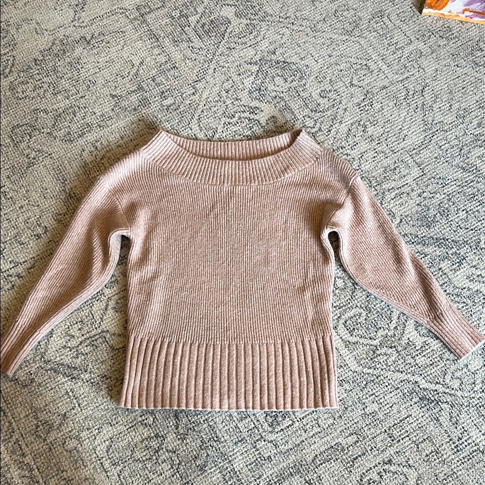 Chelsea28 Tan Crew Neck Sweater Ribbed Knit